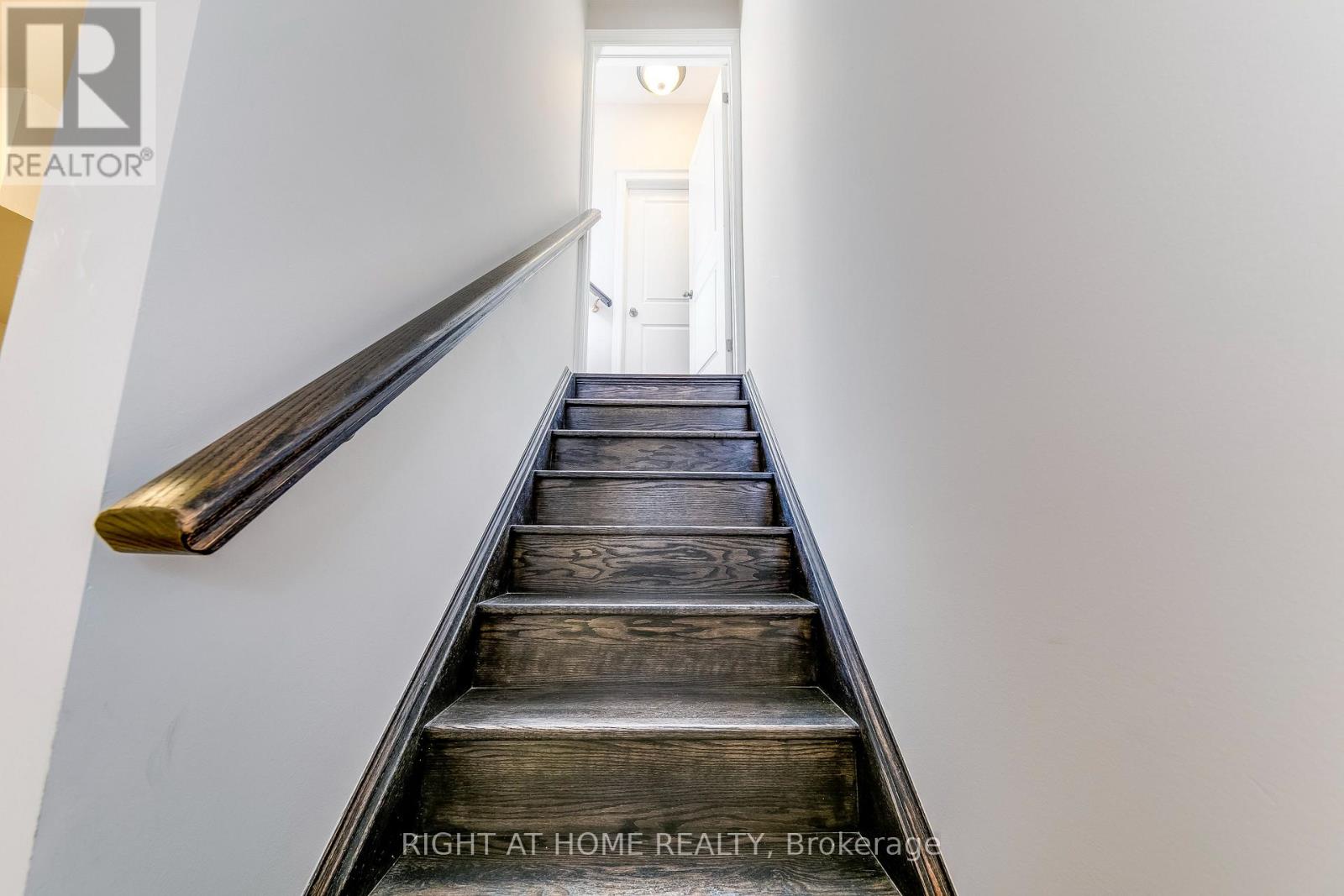 537 Terrace Way, Oakville, Ontario  L6M 1N6 - Photo 21 - W13846572