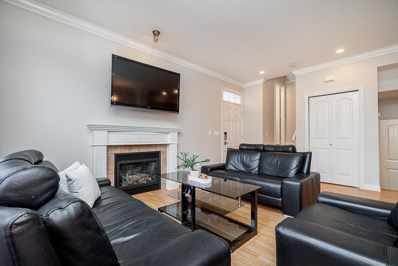 4 18055 70th Avenue, Surrey, British Columbia  V3S 6X3 - Photo 7 - R3169848