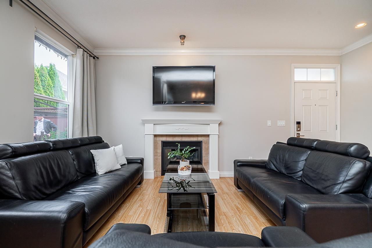 4 18055 70th Avenue, Surrey, British Columbia  V3S 6X3 - Photo 9 - R3169848
