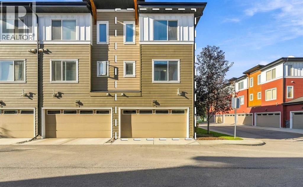 30, 111 Rainbow Falls Gate