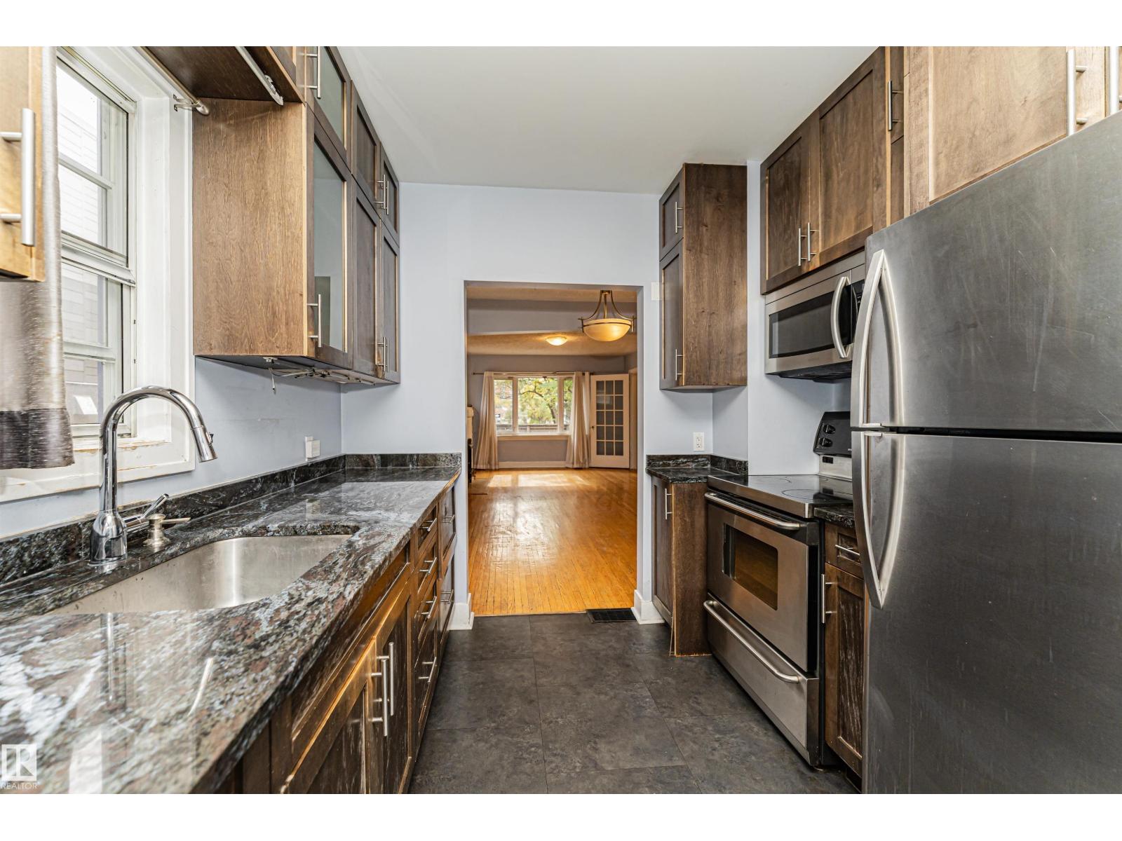 10918 84 Av Nw, Edmonton, Alberta  T6G 0V4 - Photo 13 - E4510939