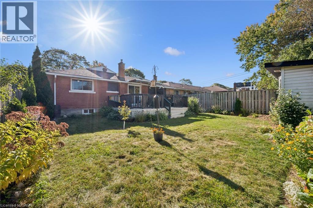 54 Pinecrest Drive, Kitchener, Ontario  N2A 2G6 - Photo 35 - 40867301