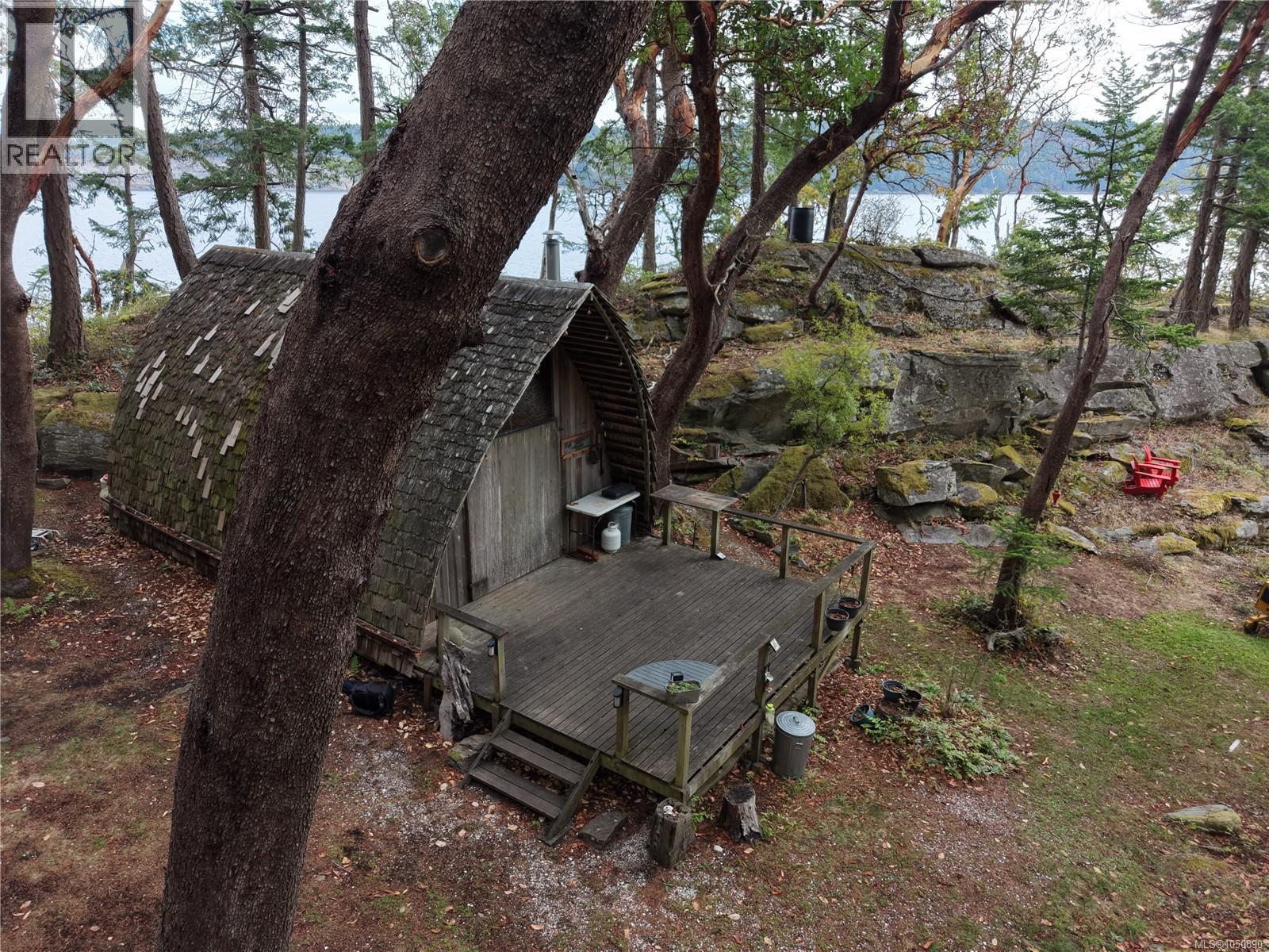 Lot 8 Ruxton Island