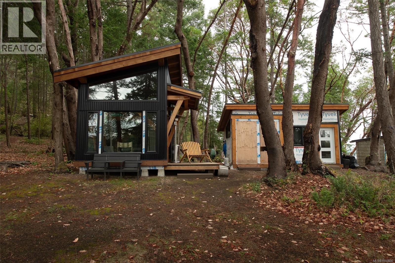 Lot 8 Ruxton Island