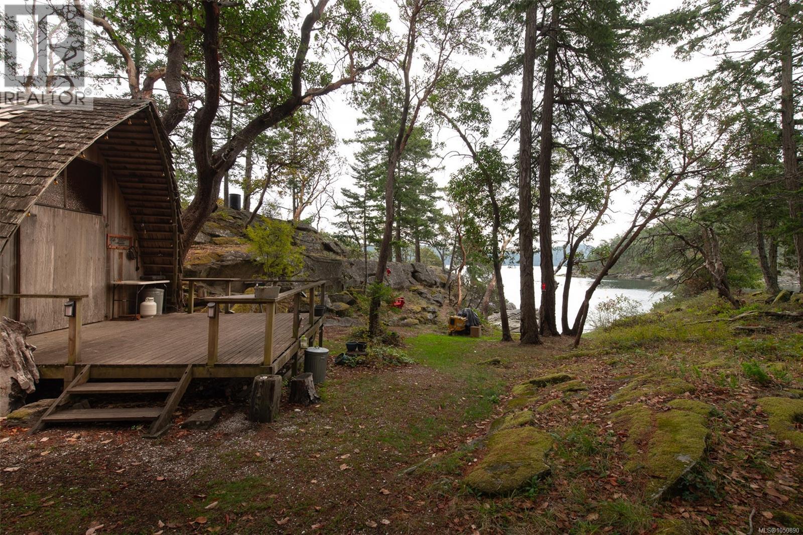 Lot 8 Ruxton Island