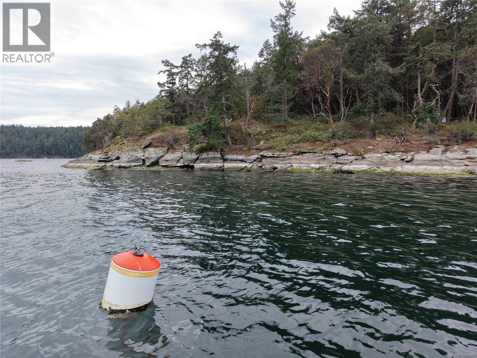 Lot 8 Ruxton Island