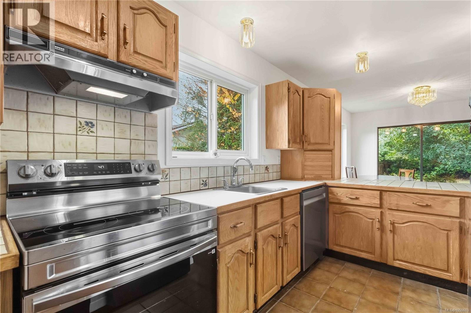 4095 Beam Cres