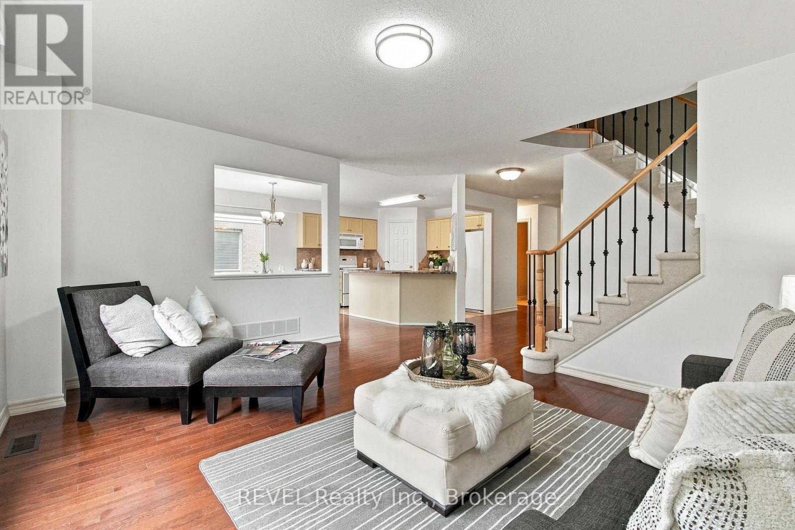 2097 Stornoway Street, Oshawa, Ontario L1L 1C3 - Photo 10 - E13846706