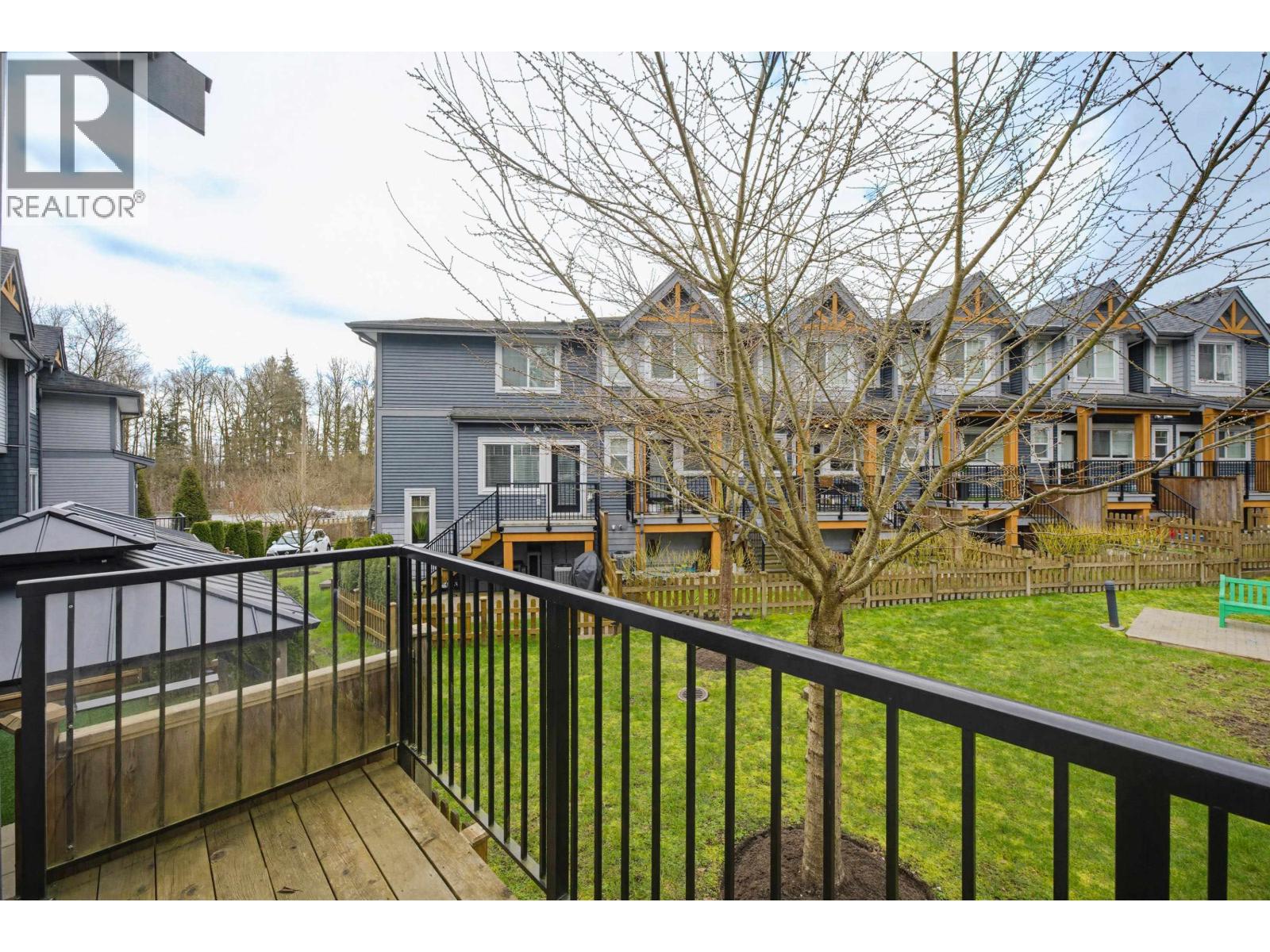 22 22810 113 AVENUE Maple Ridge British Columbia Canada V2X3N2 5