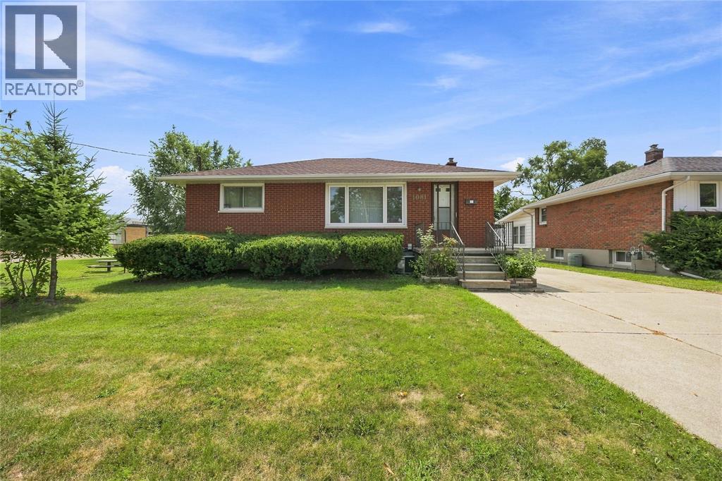 1081 MICHIGAN AVENUE Sarnia Ontario Canada N7S2B5