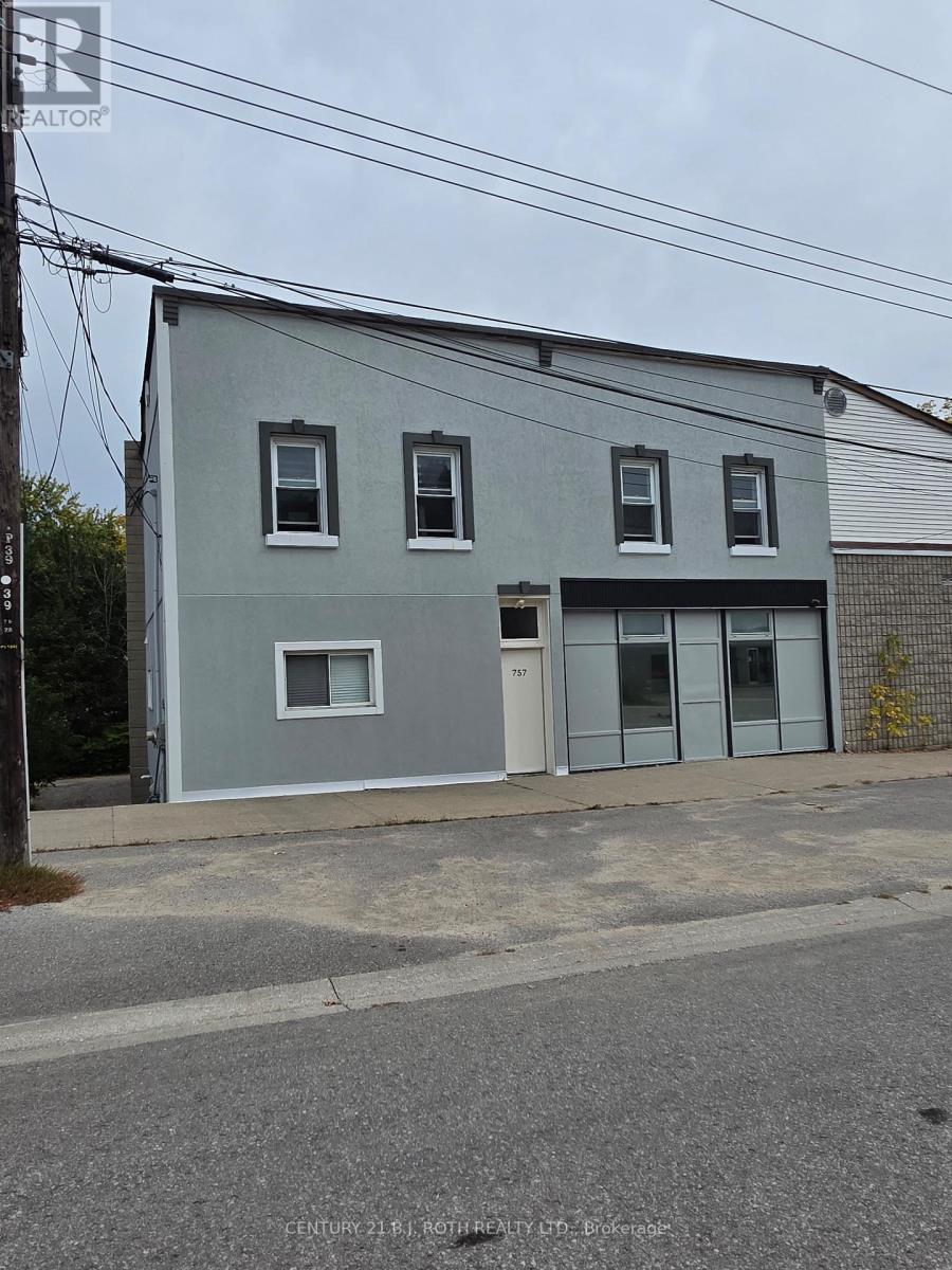 757 Fourth Avenue, Tay, Ontario  L0K 1R0 - Photo 2 - S13821326