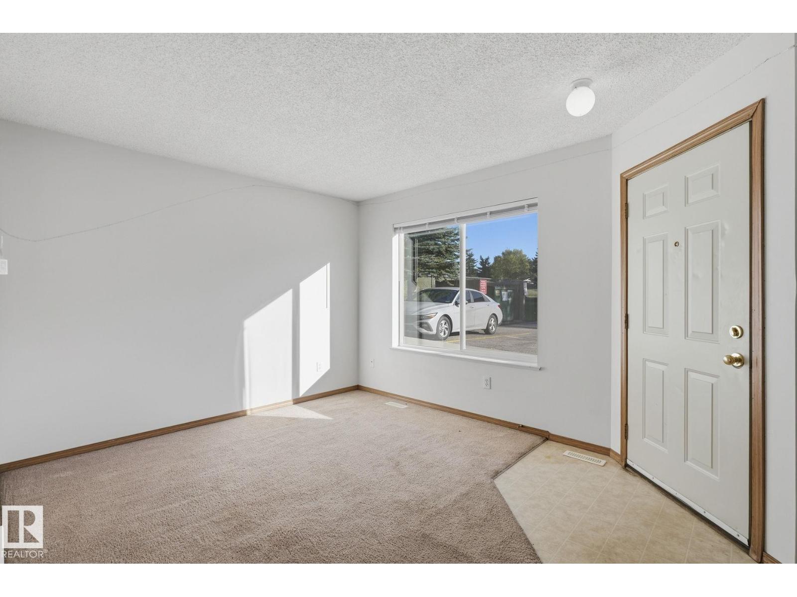 #408 610 KING ST