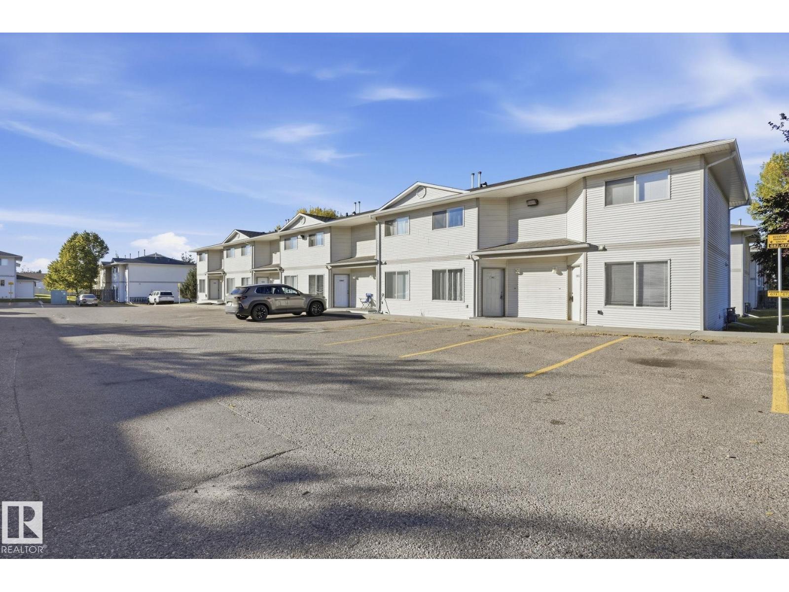#408 610 KING ST