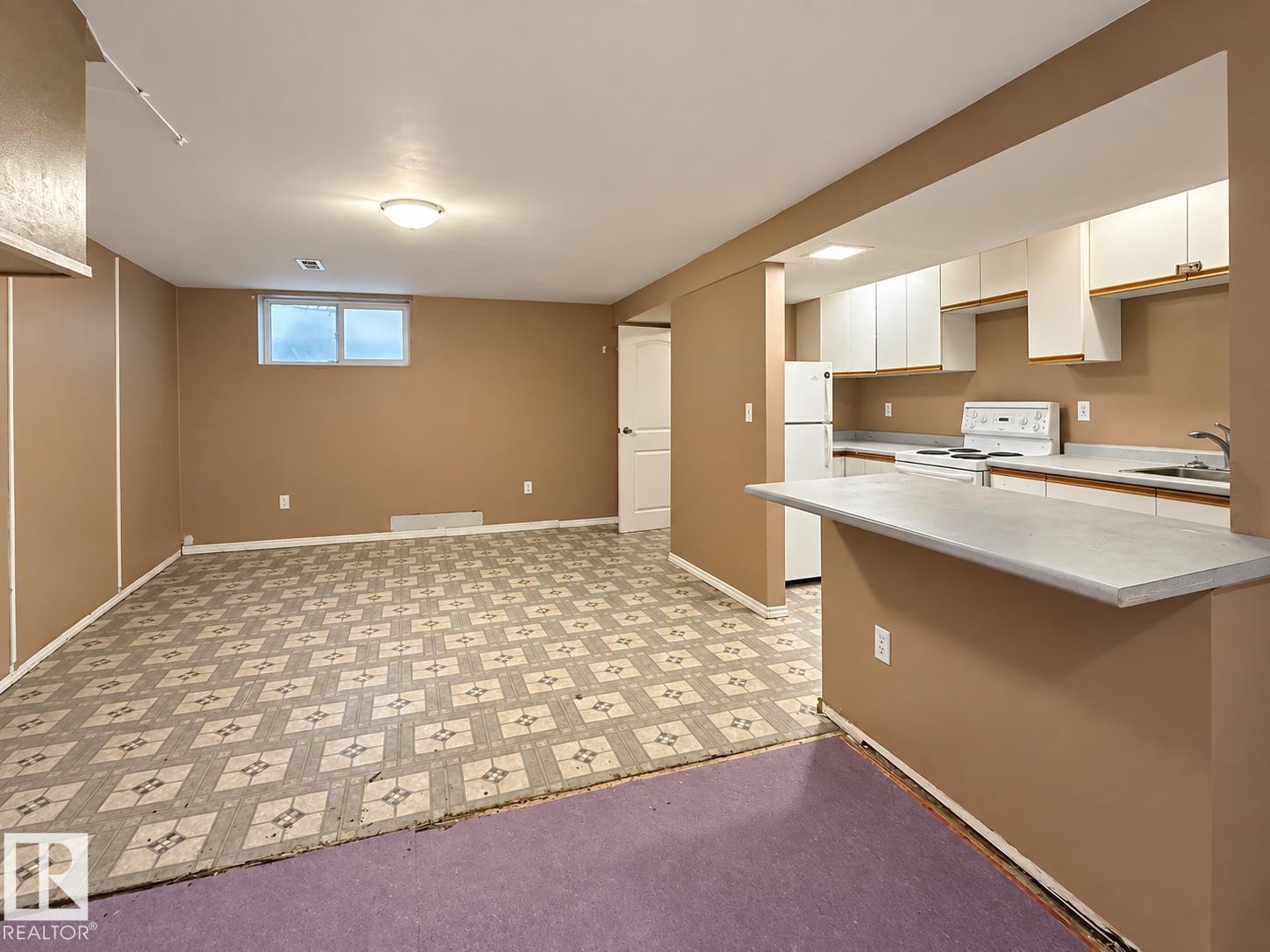 12204 40 AV NW