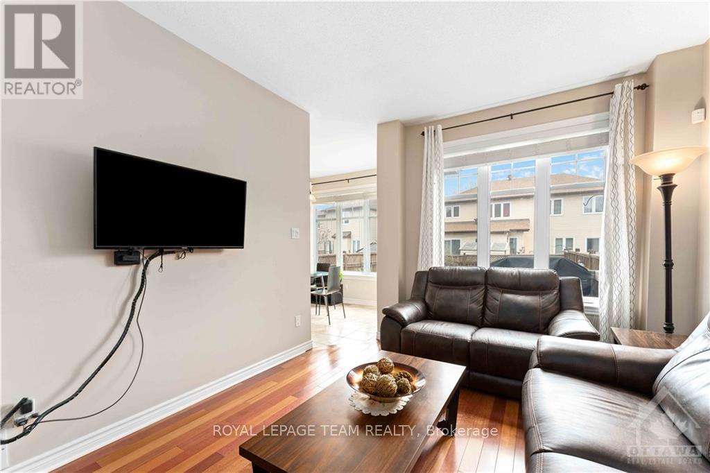 112 Furness Way, Ottawa, Ontario  K2G 7E4 - Photo 7 - X13846634