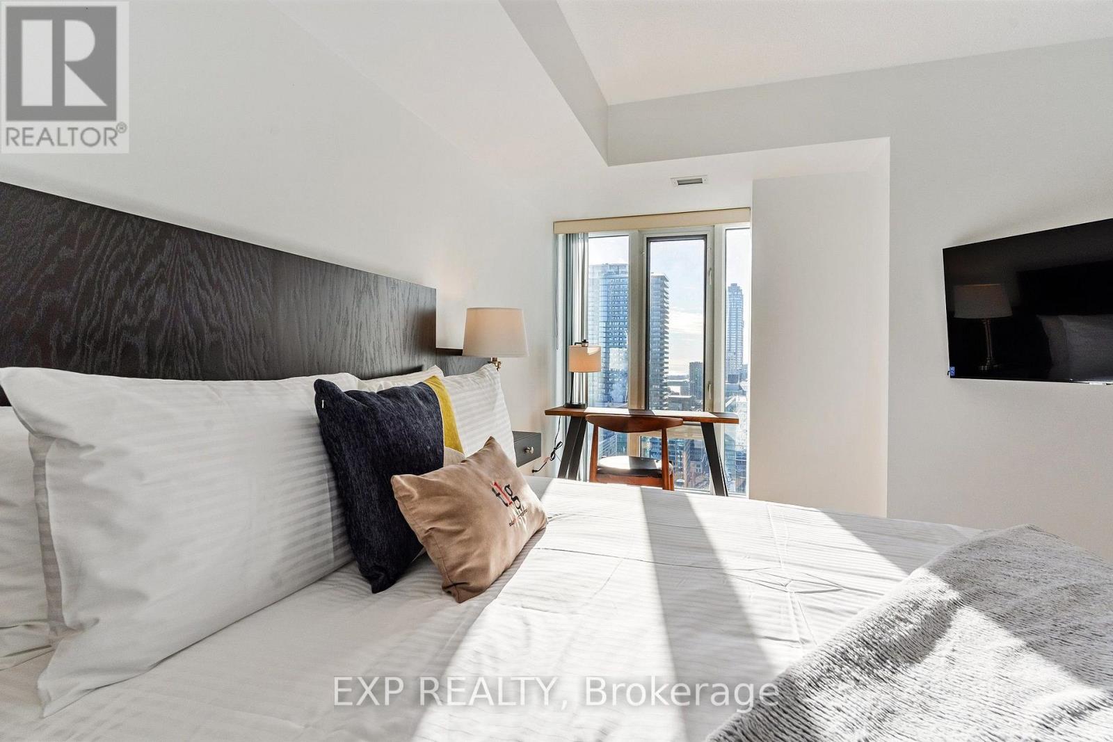 3205 - 210 Victoria Street, Toronto, Ontario  M5B 2R3 - Photo 11 - C13846662