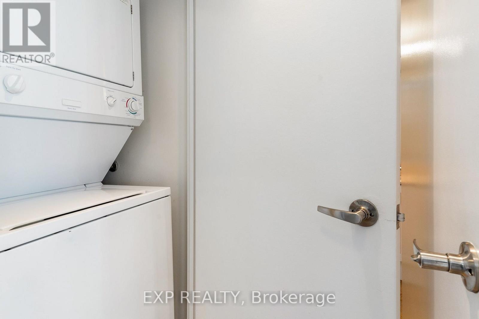 3205 - 210 Victoria Street, Toronto, Ontario  M5B 2R3 - Photo 16 - C13846662