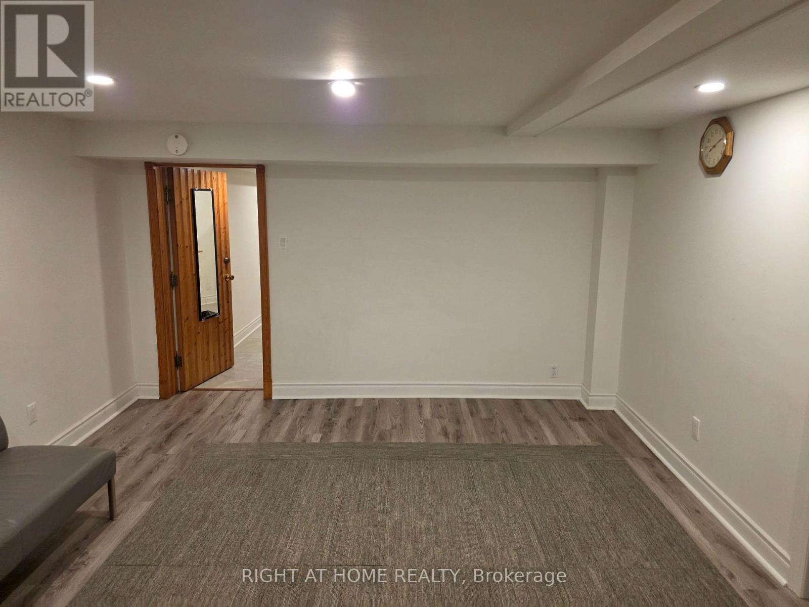 131 Thicketwood Drive, Toronto, Ontario  M1J 2A2 - Photo 4 - E13846592