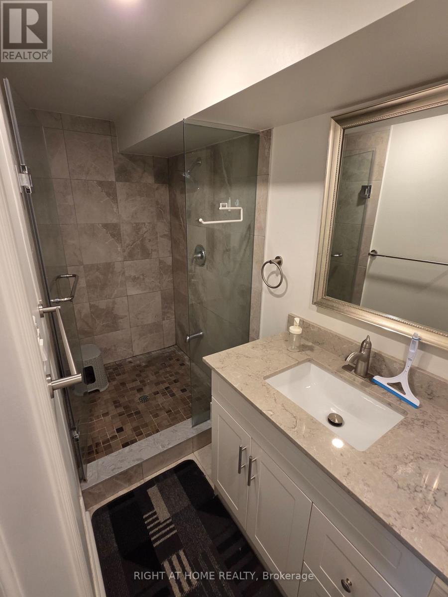 131 Thicketwood Drive, Toronto, Ontario  M1J 2A2 - Photo 8 - E13846592