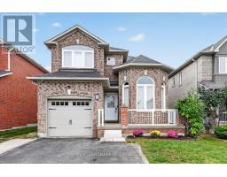 14 FLOREE STREET, Whitby, Ontario
