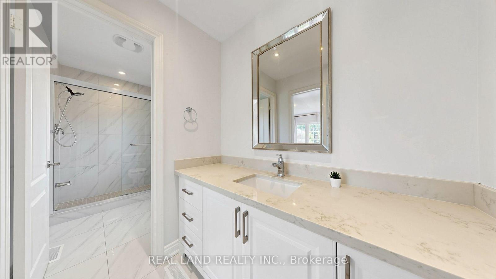 22 Ardwold Gate, Richmond Hill, Ontario  L4B 2K2 - Photo 30 - N13846624