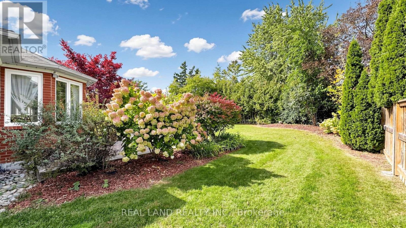 22 Ardwold Gate, Richmond Hill, Ontario  L4B 2K2 - Photo 41 - N13846624