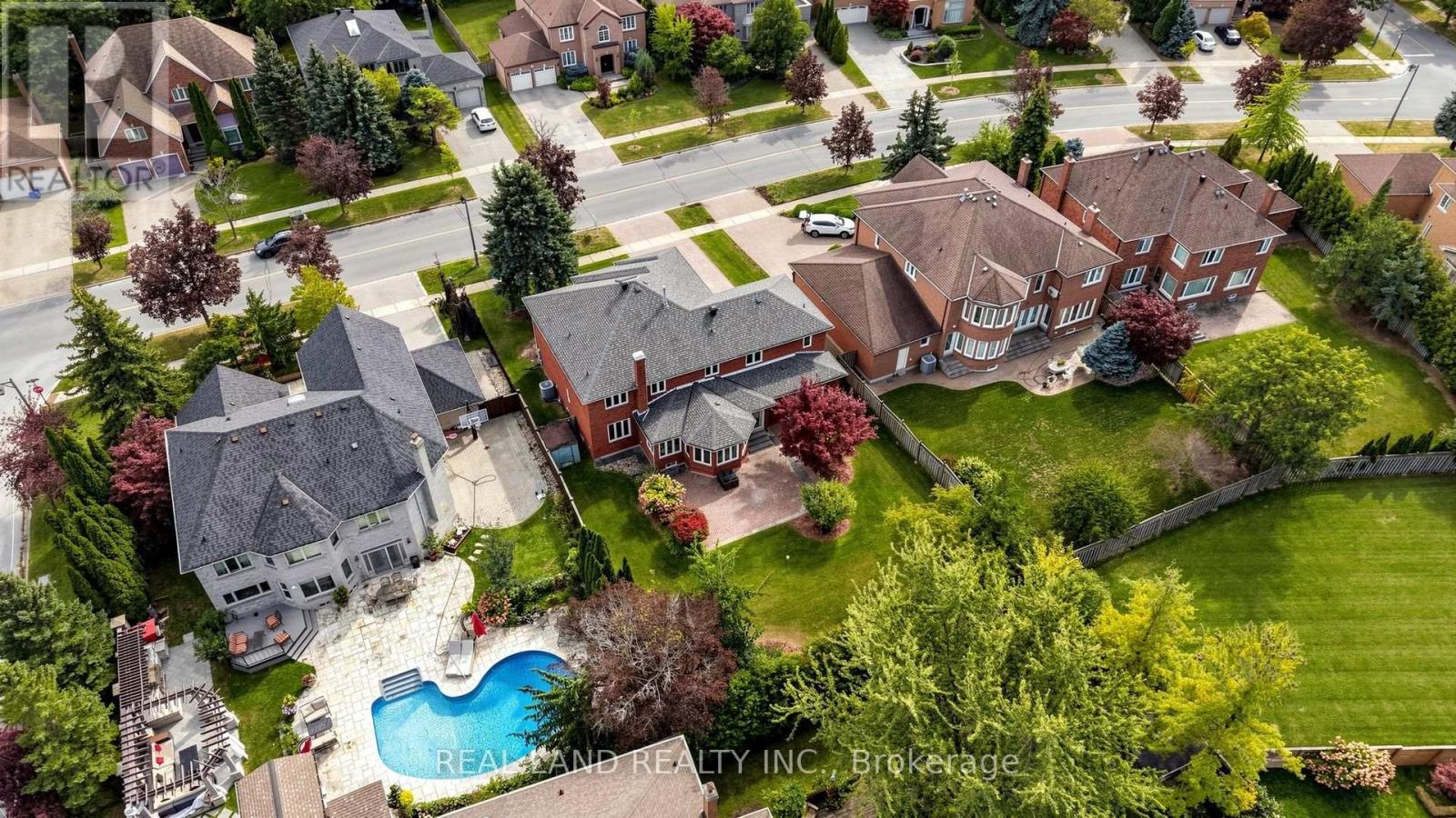 22 Ardwold Gate, Richmond Hill, Ontario  L4B 2K2 - Photo 46 - N13846624