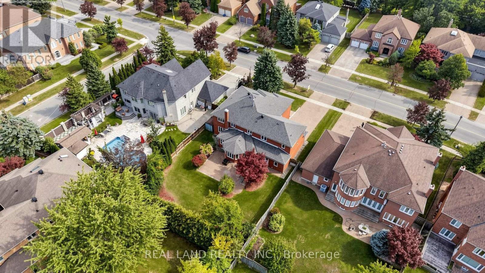 22 Ardwold Gate, Richmond Hill, Ontario  L4B 2K2 - Photo 47 - N13846624