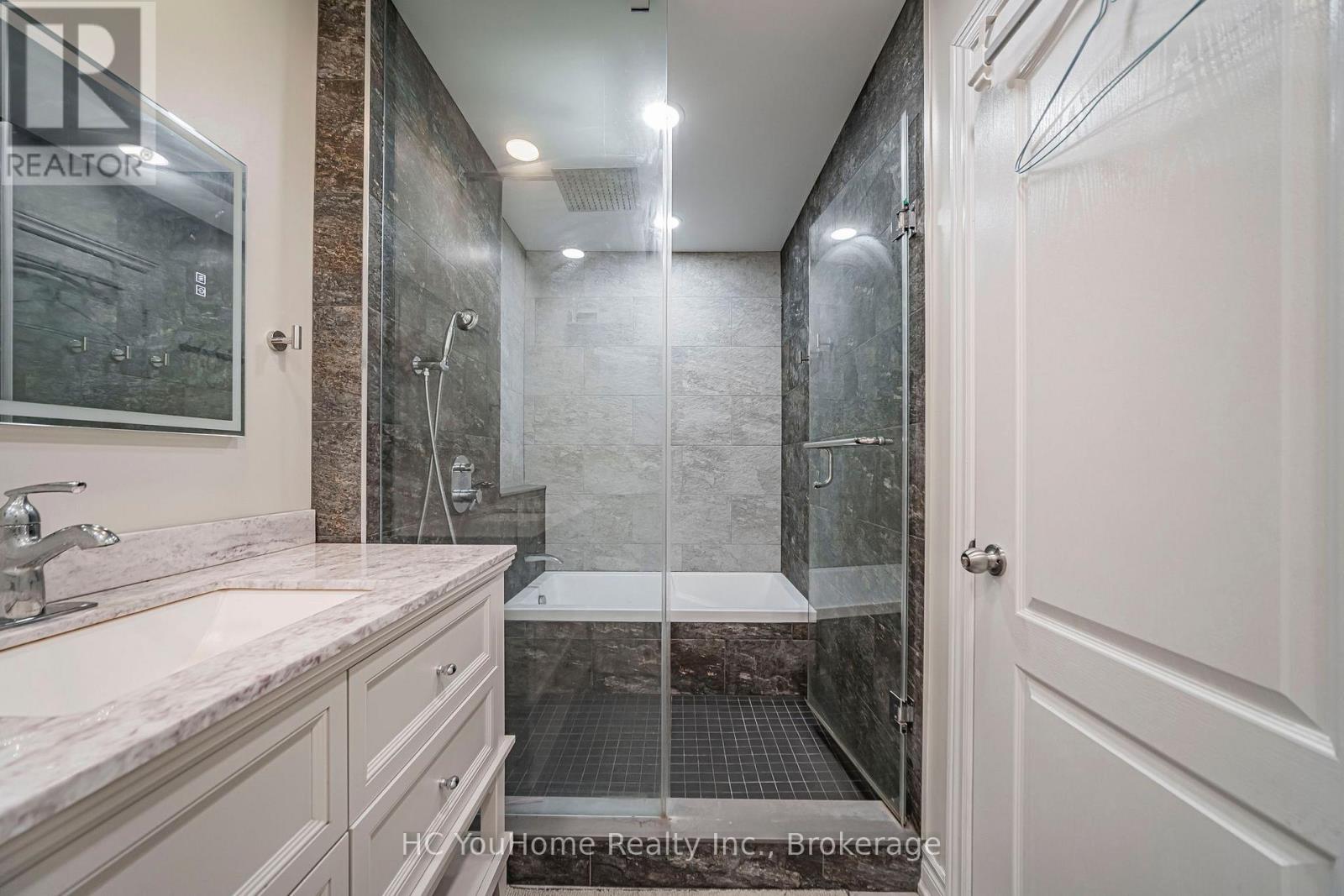 56 Princess Diana Drive, Markham, Ontario  L6C 0G9 - Photo 25 - N13846644