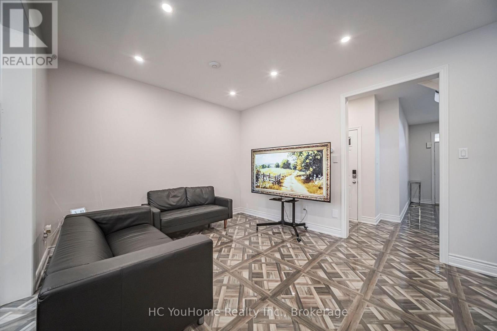 56 Princess Diana Drive, Markham, Ontario  L6C 0G9 - Photo 9 - N13846644