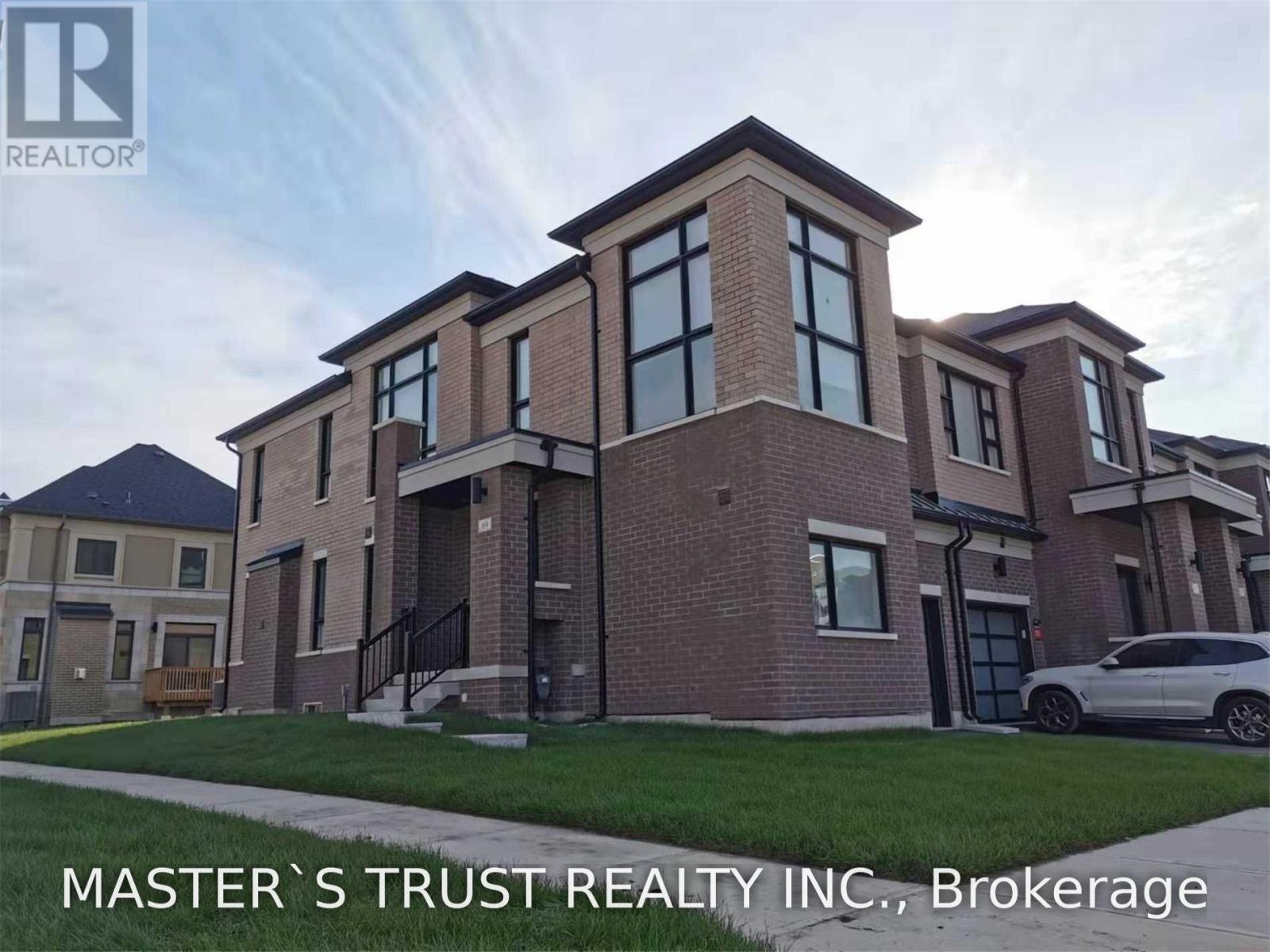 69 MALLERY STREET, richmond hill, Ontario