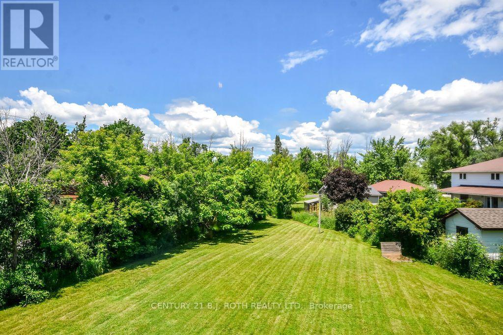 12 Patricia Drive, Ramara (Atherley), Ontario L3V 6N1 - Photo 37 - S13846640
