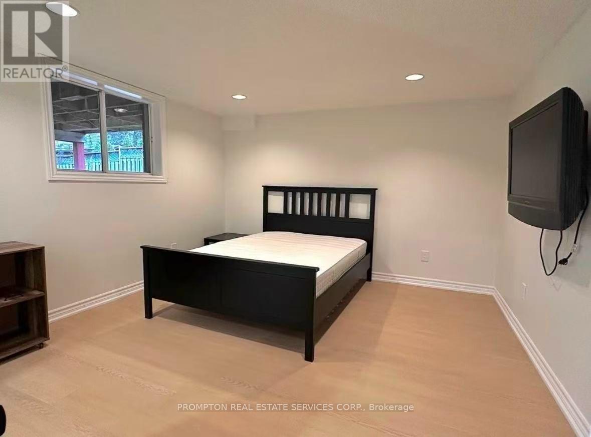 Bsmt - 1443 Cooper Court, Oakville, Ontario  L6M 2Y8 - Photo 7 - W13846626