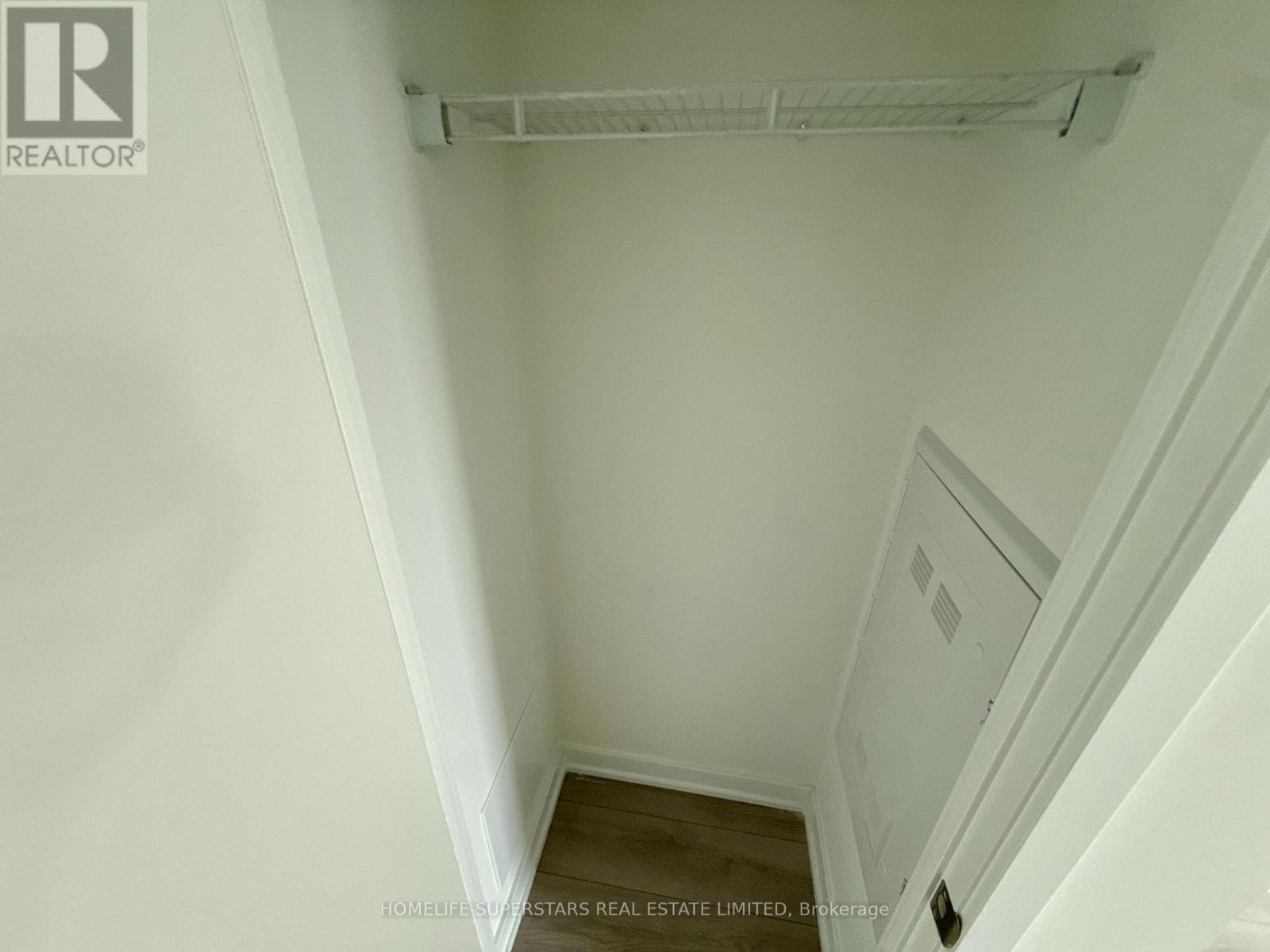308 - 1 FAIRVIEW ROAD E