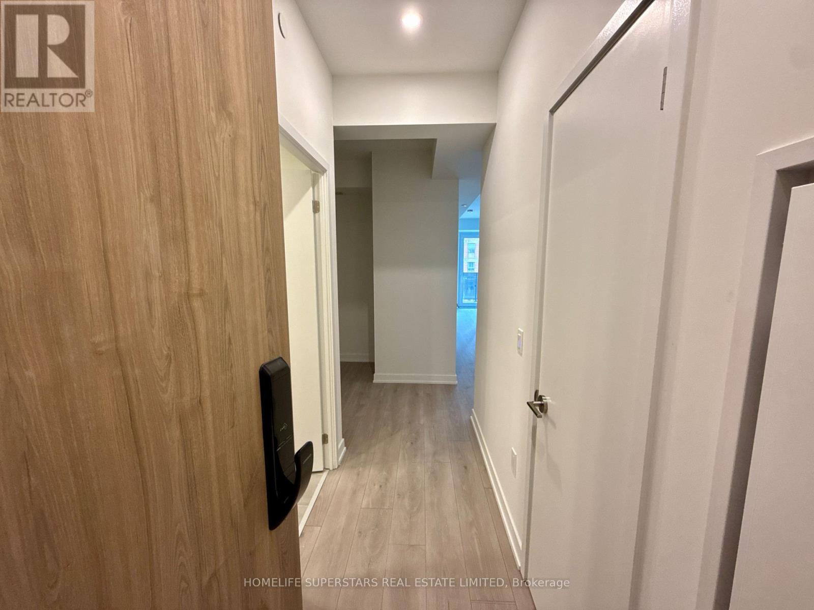 308 - 1 Fairview Road E, Mississauga, Ontario  L5A 4C6 - Photo 5 - W13846666