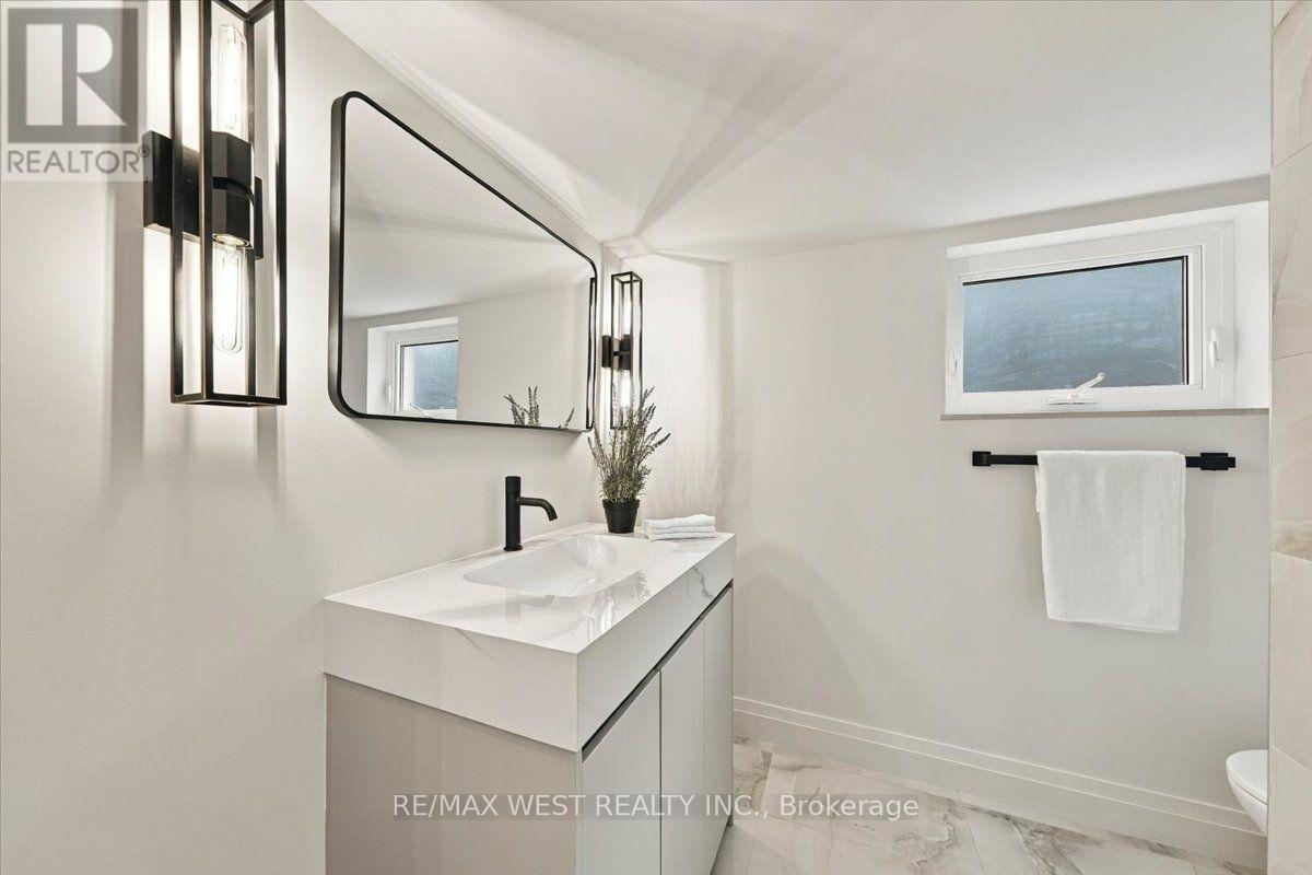 14 Burnhamill Place, Toronto, Ontario  M9C 3S4 - Photo 29 - W13846690