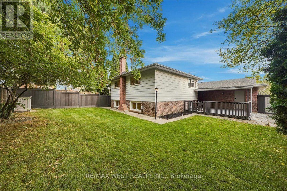 14 Burnhamill Place, Toronto, Ontario  M9C 3S4 - Photo 36 - W13846690