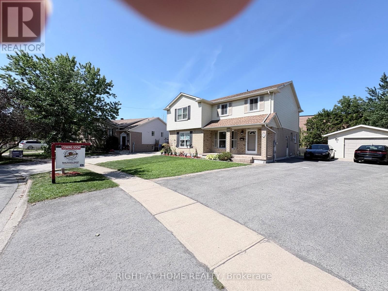 Main Floor - 32 Vintage Crescent, St. Catharines (Ridley), Ontario  L2S 3C3 - Photo 26 - X13846704