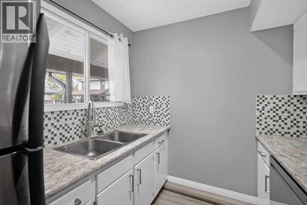 1006, 2520 Palliser Drive SW