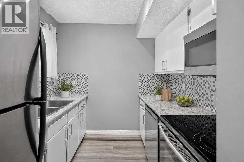1006, 2520 Palliser Drive SW