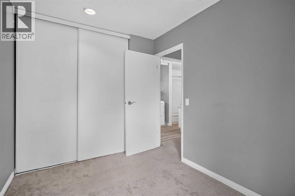 1006, 2520 Palliser Drive SW