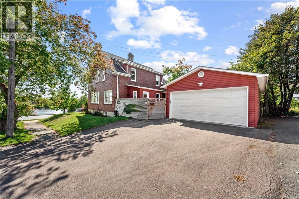 25 Hillcrest Drive, Moncton, New Brunswick  E1E 1V9 - Photo 29 - NB148856