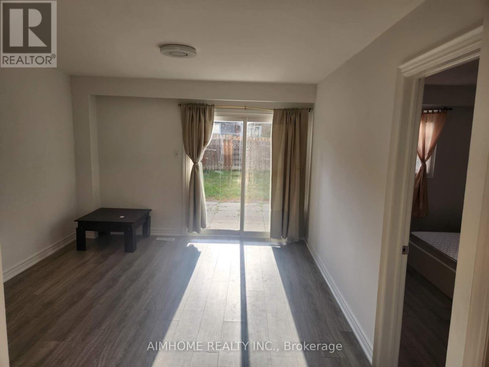 36 Evansville Road, Toronto, Ontario  M1V 1L5 - Photo 3 - E13726388