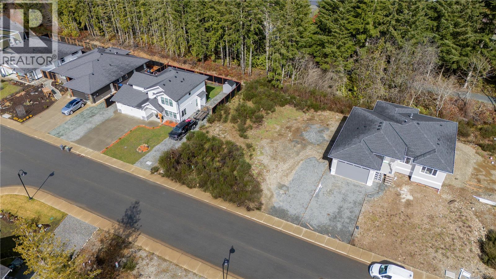 145 Edgewood Dr