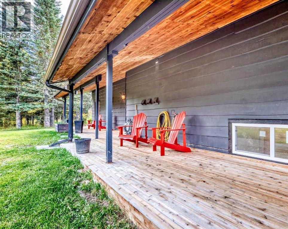 16 Mountain View Park
