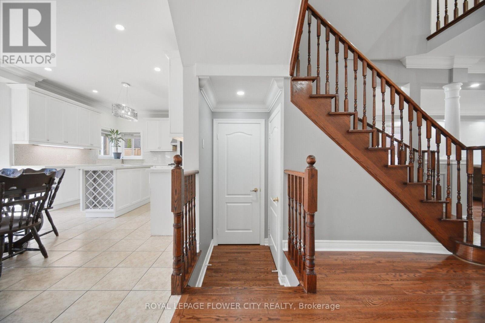 4 Castle Mountain Drive, Brampton, Ontario  L6R 2Y1 - Photo 18 - W13842246