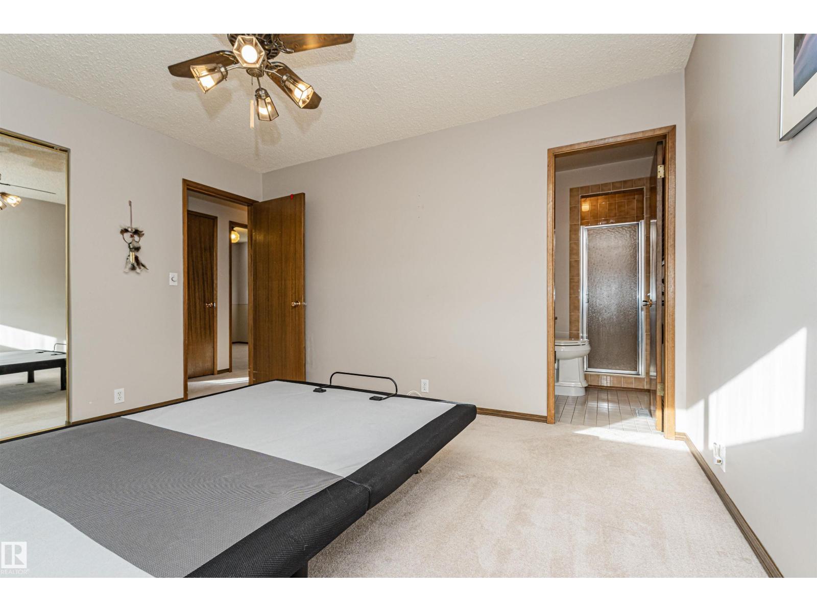 15903 111 ST NW