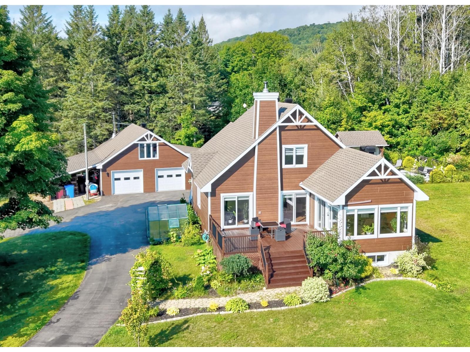 1327 Rue Gérald Saint-Gabriel-de-Brandon Quebec Canada J0K2N0 2
