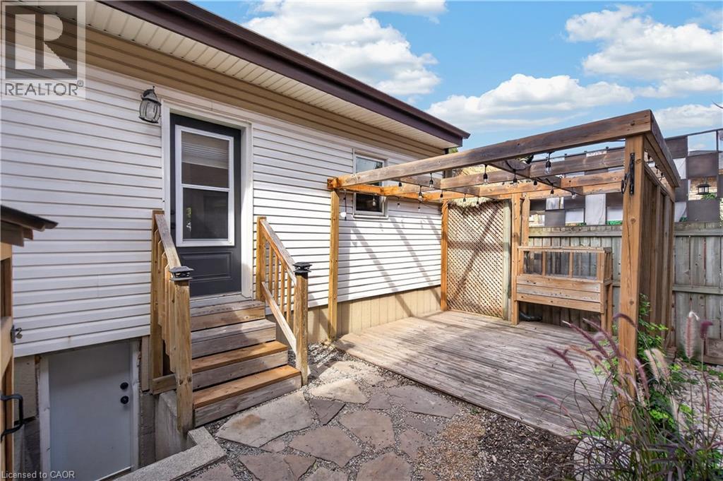 30 Ray Street N, Hamilton, Ontario  L8R 2X4 - Photo 18 - 40867370