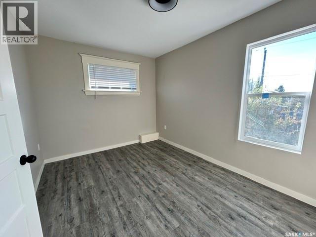 261 27th Street, Battleford, Saskatchewan  S0M 0E0 - Photo 19 - SK050041
